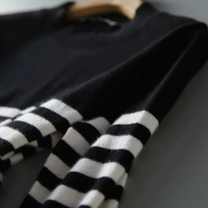 Lara | Classic Knit