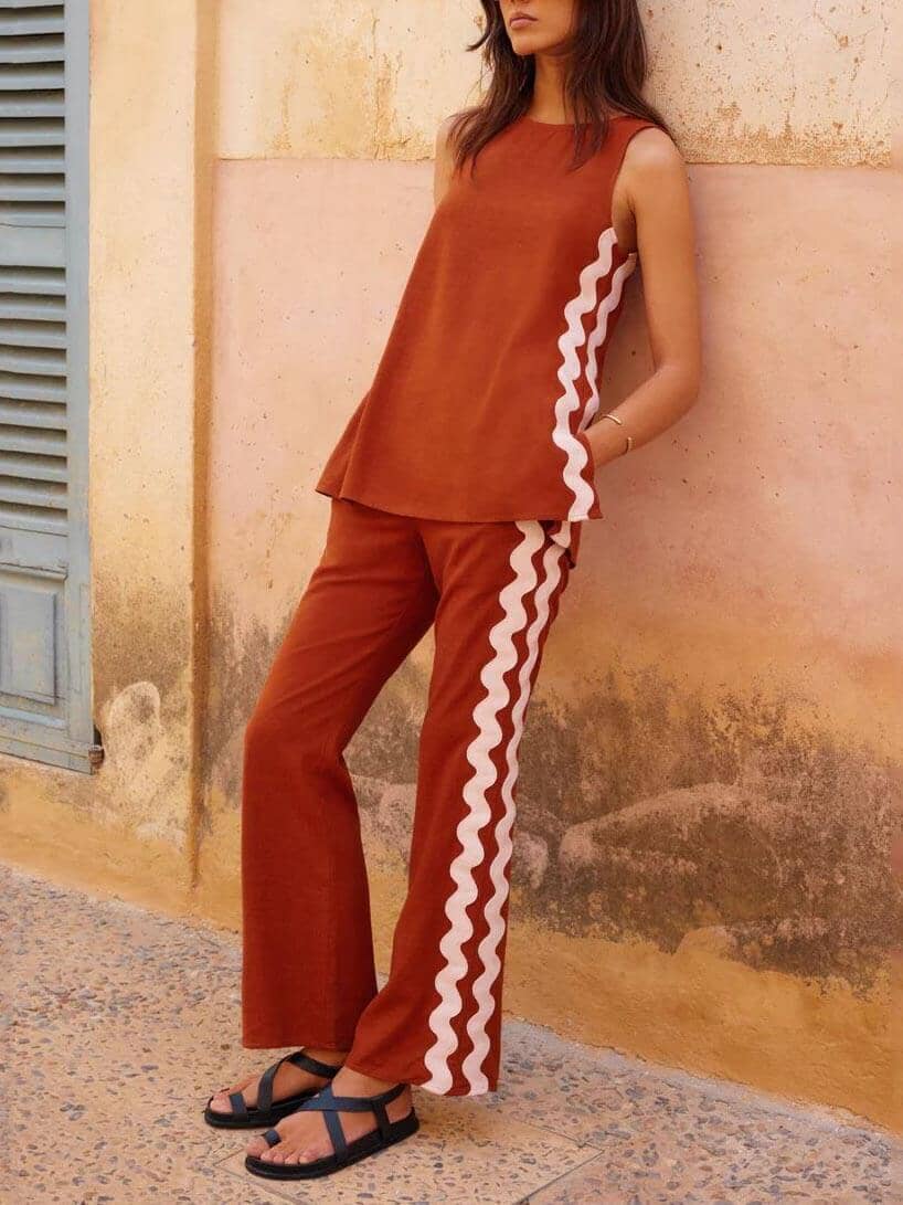 Veerle Sleeveless Top with Loose Slit And Pants With Wide Legs