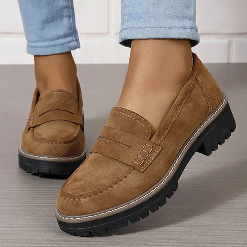 Fleur | Timeless Suede Loafers